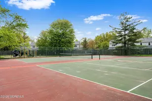 8 Lafayette Ct, North Brunswick Township, NJ 08902 - Photo 26