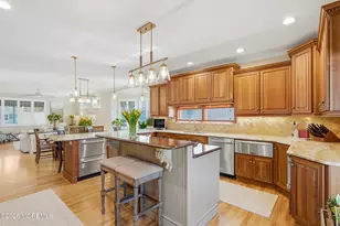 26 Tower Hill Ave, Red Bank, NJ 07701 - Photo 22