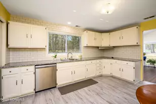 600 Oakwood Ave, Jackson, NJ 08527 - Photo 22