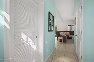 717 Main St, Belford, NJ 07718 - Photo 4