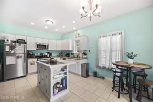 717 Main St, Belford, NJ 07718 - Photo 10