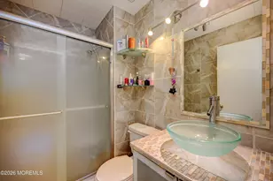 220 Medford Ct, Manalapan Township, NJ 07726 - Photo 18
