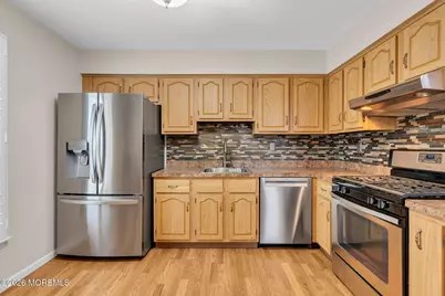 2804 Ashford Court, Middletown, NJ 07748 - Photo 14
