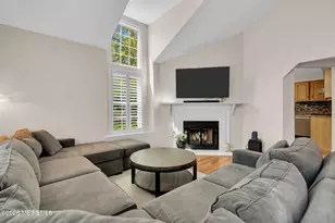 2804 Ashford Ct, Middletown, NJ 07748 - Photo 4