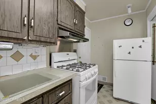 846 Center St, Red Bank, NJ 07701 - Photo 16