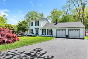 40 Birch Dr, Freehold, NJ 07728 - Photo 1