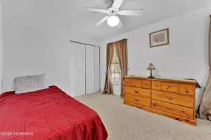 40 Birch Dr, Freehold, NJ 07728 - Photo 14