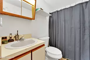 40 Birch Dr, Freehold, NJ 07728 - Photo 16