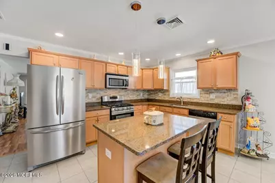 28 Inverell Drive, Toms River Township, NJ 08757 - Photo 6