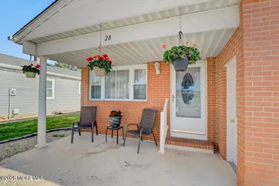 28 Inverell Drive, Toms River Township, NJ 08757 - Photo 2