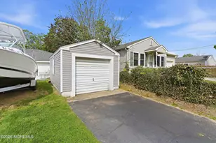 22 Thomas St, Toms River Township, NJ 08753 - Photo 4