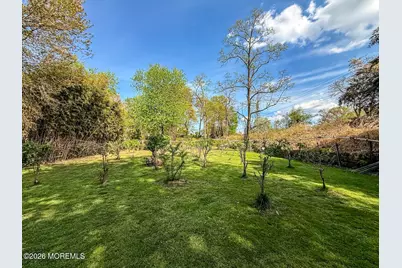 636 Holmdel Road, Hazlet Township, NJ 07730 - Photo 44