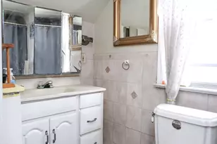 636 Holmdel Rd, Hazlet Township, NJ 07730 - Photo 32