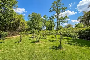 636 Holmdel Rd, Hazlet Township, NJ 07730 - Photo 46