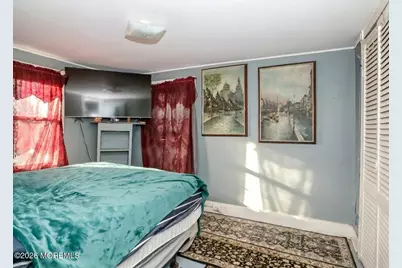 636 Holmdel Road, Hazlet Township, NJ 07730 - Photo 20