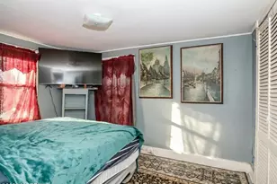 636 Holmdel Rd, Hazlet Township, NJ 07730 - Photo 20