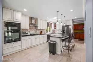 52 Hibernia Way, Freehold, NJ 07728 - Photo 10
