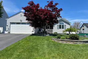 128 Gangway Ln, Manahawkin, NJ 08050 - Photo 1