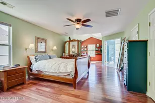 87 Queensbury Ct, Morganville, NJ 07751 - Photo 32