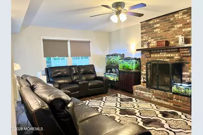 16 Templer Way, Hazlet Township, NJ 07730 - Photo 6