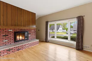 94 Boulevard W, Keyport, NJ 07735 - Photo 8