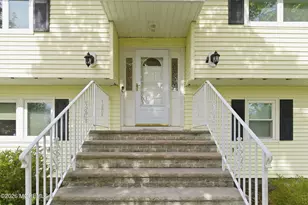 1109 Hope Rd, Tinton Falls, NJ 07712 - Photo 4