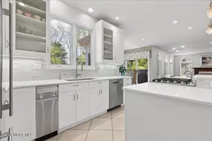 317 Sinclair Ct, Morganville, NJ 07751 - Photo 20