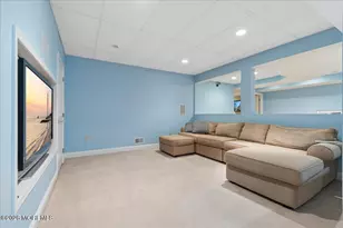 317 Sinclair Ct, Morganville, NJ 07751 - Photo 44