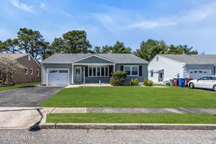 84 Westport Dr, Toms River Township, NJ 08757 - Photo 4