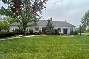 48 Winthrop Rd, Monroe Township, NJ 08831 - Photo 2
