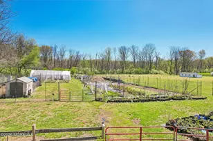 12 Nan Tone Ct, Colts Neck Township, NJ 07722 - Photo 36