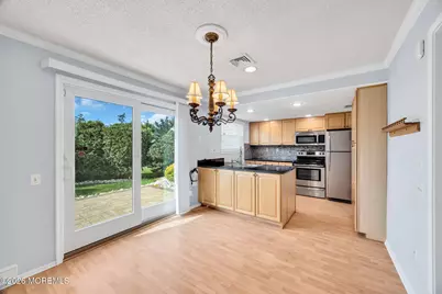 81B Banyan Plaza, Monroe Township, NJ 08831 - Photo 6