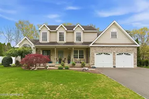137 Heatherington Ct, Lanoka Harbor, NJ 08734 - Photo 2