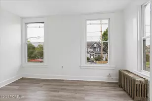 20 Hudson St, Freehold, NJ 07728 - Photo 10