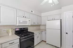 4602 Galloping Hill Ln, Toms River Township, NJ 08755 - Photo 8