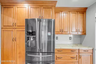 55 Alexandria Dr, Manalapan Township, NJ 07726 - Photo 10