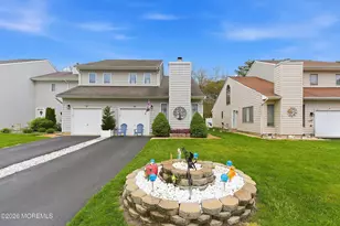 39 S Sailors Quay Dr, Brick, NJ 08723 - Photo 2
