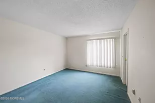 46 Greenwood Dr, Freehold, NJ 07728 - Photo 14