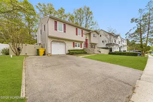 869 Hearthstone Dr, Lakewood, NJ 08701 - Photo 2