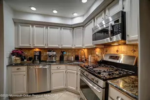 88 Wycombe Pl, Franklin Township, NJ 08873 - Photo 10