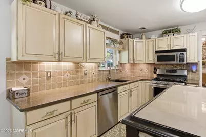 2 Maiden Lane, Toms River Township, NJ 08753 - Photo 18
