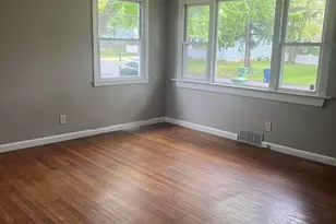 706 E Lawn Dr, Neptune Township, NJ 07753 - Photo 6