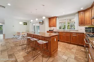 17 Riverside Ln, Holmdel, NJ 07733 - Photo 20