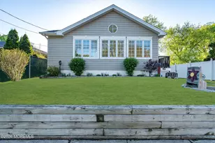 174 South St, Freehold, NJ 07728 - Photo 2