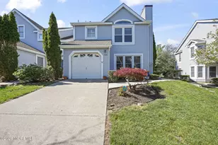 124 Magee Ct, East Brunswick Township, NJ 08816 - Photo 1