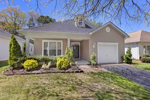 18 Amberwinds Ct, Lakewood, NJ 08701 - Photo 4