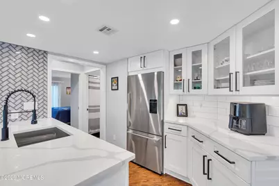 401 Overlook Drive, Neptune Township, NJ 07753 - Photo 16