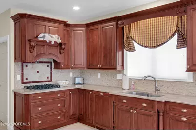 407 Edinburgh Place, Marlboro Township, NJ 07746 - Photo 10