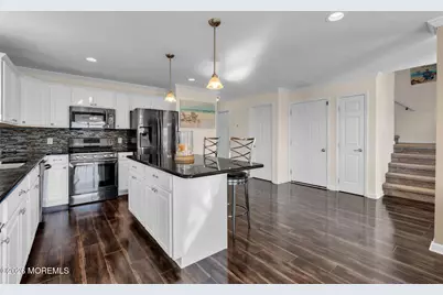 607 Bay Avenue, Union Beach, NJ 07735 - Photo 18