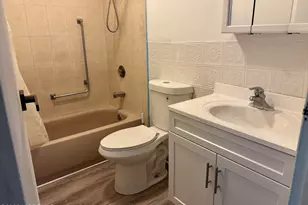 877C Balmoral Ct, Lakewood, NJ 08701 - Photo 10